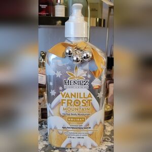 Hempz Vanilla Frost Mountain Lotion  Holiday Limited Edition.